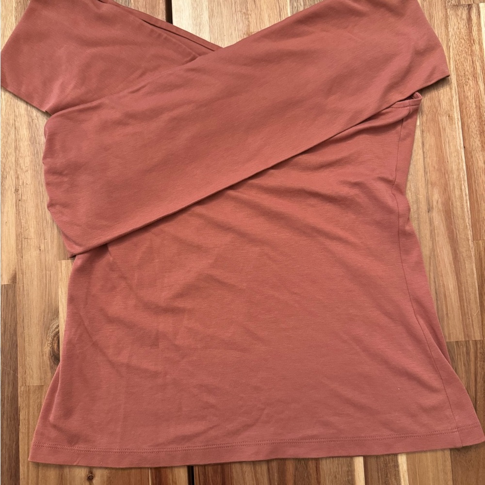 Theory cotton Women's Off-Shoulder Rust Top size once used once - Picture 3 of 7